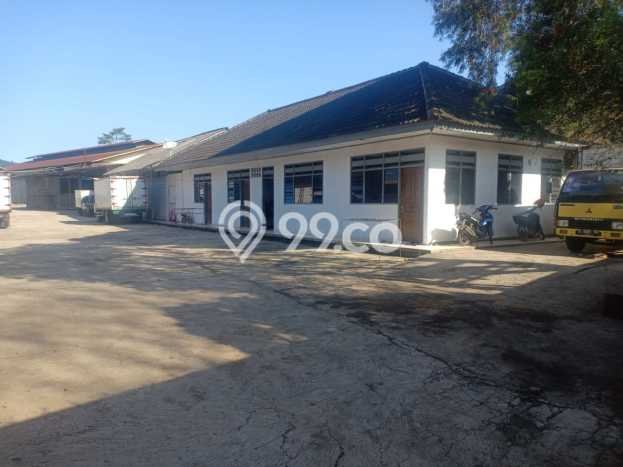 Unit Pabrik Dijual di Sumedang Selatan Sumedang Luas Bangunan 6952m2 Unit Pabrik Dijual di Sumedang Selatan Sumedang Luas Bangunan 6952m2