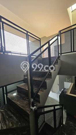 Rumah Kost Dijual Lokasi Kebayoran Baru, Jakarta Selatan, 17 Kamar Tidur, 17 Kamar Mandi, 416m2 Rumah Kost Dijual Lokasi Kebayoran Baru, Jakarta Selatan, 17 Kamar Tidur, 17 Kamar Mandi, 416m2