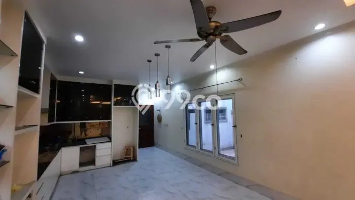 Rumah Elit Modern Tanpa Renovasi di Alam Sutera Tangerang Rumah Elit Modern Tanpa Renovasi di Alam Sutera Tangerang
