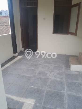 Rumah Elit Modern Tanpa Renovasi di BSD Tangerang Rumah Elit Modern Tanpa Renovasi di BSD Tangerang