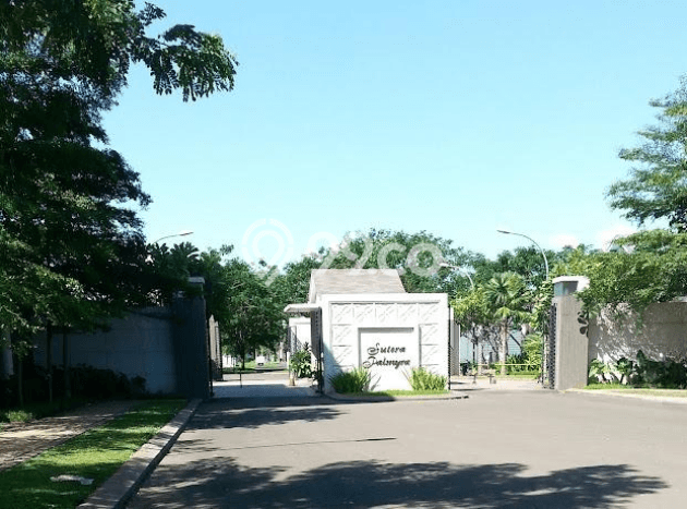 Rumah Elit Modern Tanpa Renovasi di Alam Sutera Tangerang Rumah Elit Modern Tanpa Renovasi di Alam Sutera Tangerang