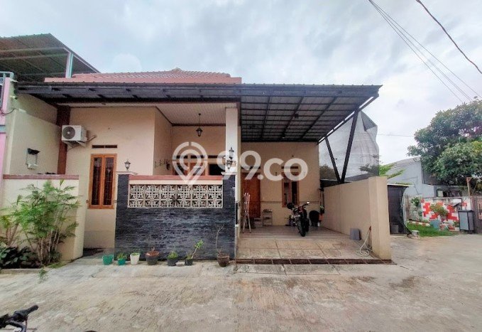 For Sale Rumah 3 Kamar Lokasi Strategis Bagus dan Strategis di Cipondoh For Sale Rumah 3 Kamar Lokasi Strategis Bagus dan Strategis di Cipondoh