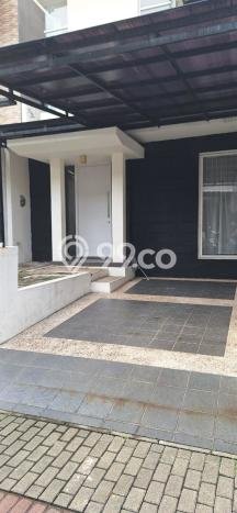 Rumah Luas Asri 3 KT Siap Pakai di Bintaro Tangerang Selatan Rumah Luas Asri 3 KT Siap Pakai di Bintaro Tangerang Selatan