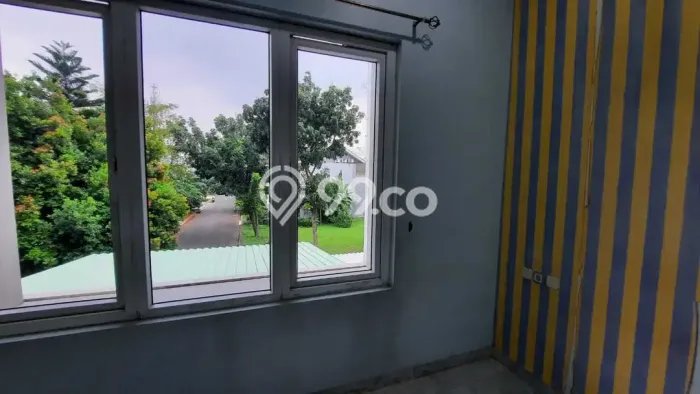 Rumah Elit Modern Tanpa Renovasi di Alam Sutera Tangerang Rumah Elit Modern Tanpa Renovasi di Alam Sutera Tangerang