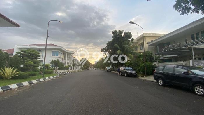 Tanah Siap Bangun Dijual di Tangerang Punya Luas 350m2 Tanah Siap Bangun Dijual di Tangerang Punya Luas 350m2