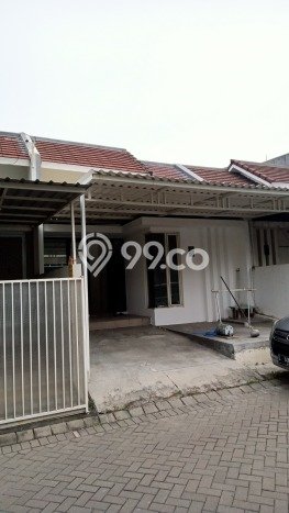 For Sale Hunian Rumah Terawat 2 Kamar di Citraland, Surabaya For Sale Hunian Rumah Terawat 2 Kamar di Citraland, Surabaya