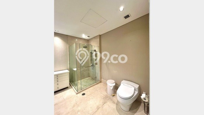 Apartemen Nyaman untuk Disewa, 4 Kamar di Jakarta Selatan Apartemen Nyaman untuk Disewa, 4 Kamar di Jakarta Selatan