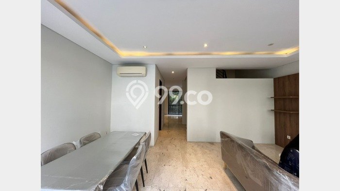 Rumah sewa siap pakai 5 Kamar Tidur di Kemang, Jakarta Selatan Rumah sewa siap pakai 5 Kamar Tidur di Kemang, Jakarta Selatan