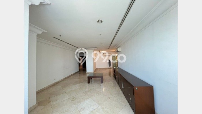 Apartemen Disewakan 3 Kamar Murah Siap Huni di Jakarta Selatan, Luas 185m2 Apartemen Disewakan 3 Kamar Murah Siap Huni di Jakarta Selatan, Luas 185m2