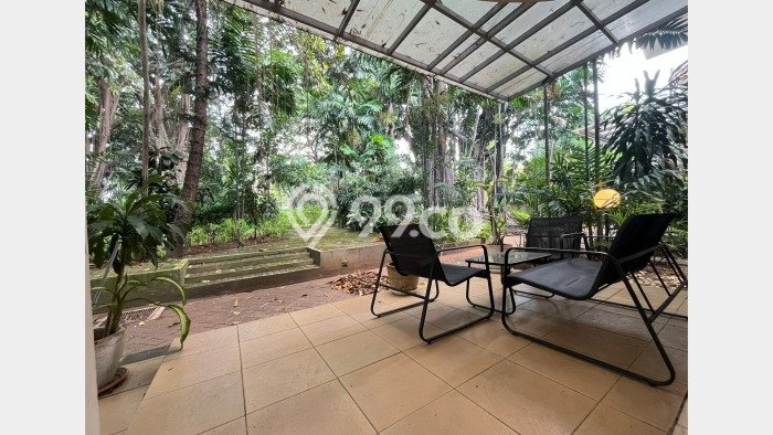 Lokasi strategis! Rumah siap huni dikontrakkan di Cilandak LB 200m2 Lokasi strategis! Rumah siap huni dikontrakkan di Cilandak LB 200m2