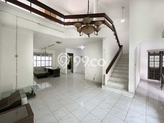 Rumah Elit LB 300m2 Siap Huni Desain Elegan di Pondok Indah, Jakarta Selatan Rumah Elit LB 300m2 Siap Huni Desain Elegan di Pondok Indah, Jakarta Selatan