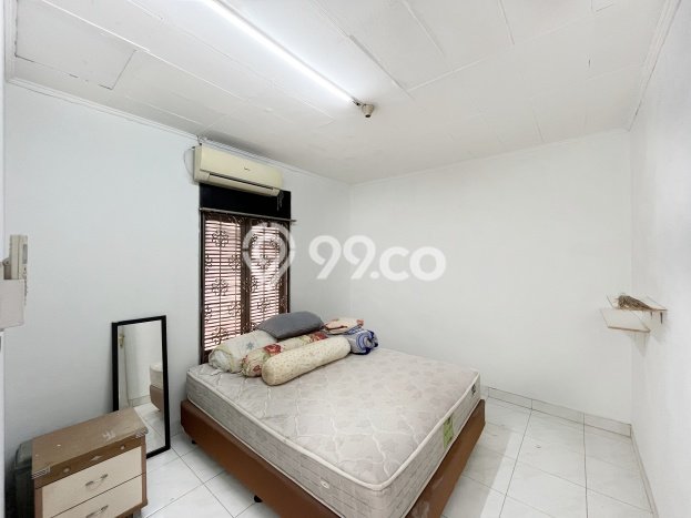 Rumah Elit LB 300m2 Siap Huni Desain Elegan di Pondok Indah, Jakarta Selatan Rumah Elit LB 300m2 Siap Huni Desain Elegan di Pondok Indah, Jakarta Selatan