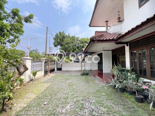 Best Deal Hunian Mewah Ideal dan Luas di Duren Sawit, Jakarta Timur Best Deal Hunian Mewah Ideal dan Luas di Duren Sawit, Jakarta Timur