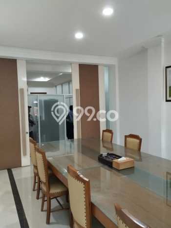 Ruko Bagus Dijual LB 709m2 Lokasi Strategis Jakarta Selatan Area Cocok untuk Berbisnis Ruko Bagus Dijual LB 709m2 Lokasi Strategis Jakarta Selatan Area Cocok untuk Berbisnis