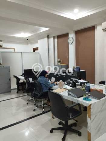 Ruko Bagus Dijual LB 709m2 Lokasi Strategis Jakarta Selatan Area Cocok untuk Berbisnis Ruko Bagus Dijual LB 709m2 Lokasi Strategis Jakarta Selatan Area Cocok untuk Berbisnis
