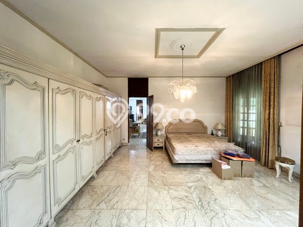 Dijual Rumah Luas Megah Dengan View Cantik di Pondok Indah, Jakarta Selatan Dijual Rumah Luas Megah Dengan View Cantik di Pondok Indah, Jakarta Selatan