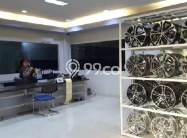 Area Ramai! Komersial Dijual di Pancoran Mas untuk Bisnis Luas Bangunan 3000m2 Area Ramai! Komersial Dijual di Pancoran Mas untuk Bisnis Luas Bangunan 3000m2