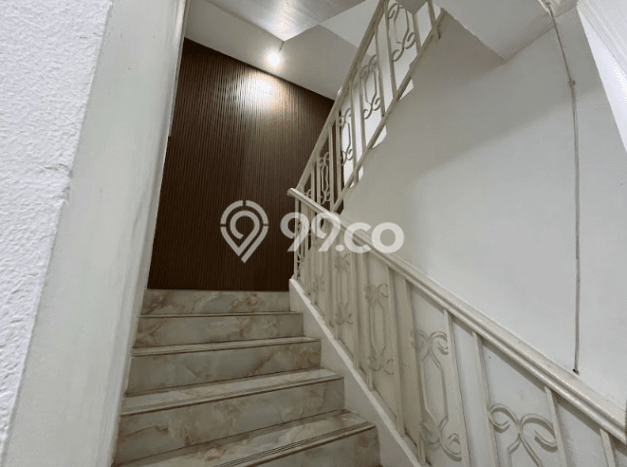 Ruko Dijual di Jakarta Pusat LT 80m2 & LB 400m2 Lokasi Terbaik! Ruko Dijual di Jakarta Pusat LT 80m2 & LB 400m2 Lokasi Terbaik!