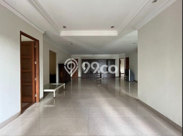 Ready to Use! Premium House LT 650m2 Desain Modern di Kuningan Ready to Use! Premium House LT 650m2 Desain Modern di Kuningan