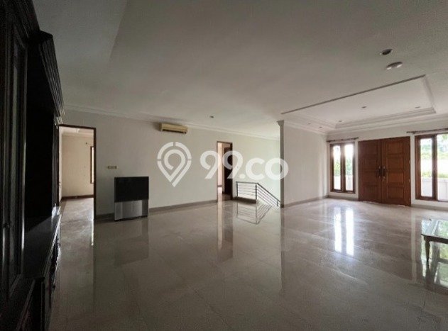 Ready to Use! Premium House LT 650m2 Desain Modern di Kuningan Ready to Use! Premium House LT 650m2 Desain Modern di Kuningan