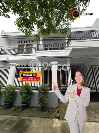 Rumah Mewah Dijual LT 175m2 di Duren Sawit, Jakarta Timur Rumah Mewah Dijual LT 175m2 di Duren Sawit, Jakarta Timur