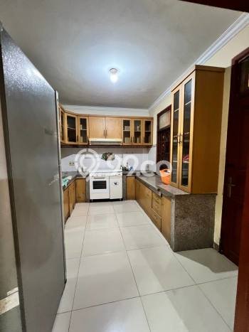 Hunian Mewah Siap Huni LT 252m2 di Duren Sawit, Jakarta Timur Hunian Mewah Siap Huni LT 252m2 di Duren Sawit, Jakarta Timur