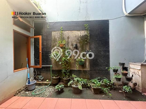 Rumah Mewah LB 220m2 Siap Huni Desain Elegan di Pondok Kelapa, Jakarta Timur Rumah Mewah LB 220m2 Siap Huni Desain Elegan di Pondok Kelapa, Jakarta Timur