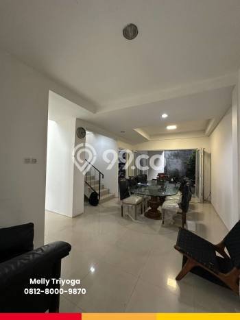 Rumah Strategis Minimalis Lb 200m2 di Duren Sawit, Jakarta Timur Rumah Strategis Minimalis Lb 200m2 di Duren Sawit, Jakarta Timur