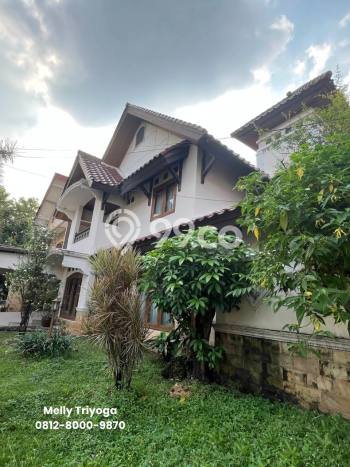Rumah Elit LB 180m2 Siap Pakai Desain Elegan di Jatibening, Bekasi Rumah Elit LB 180m2 Siap Pakai Desain Elegan di Jatibening, Bekasi