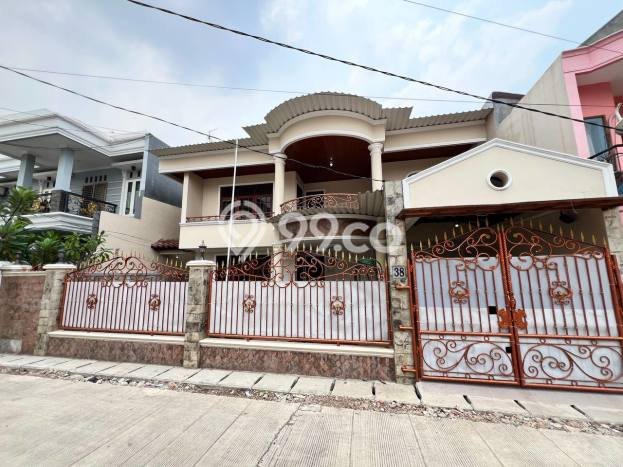 Dijual Rumah Premium dengan Fasilitas Sekitar Komplit di Duren Sawit, Jakarta Timur Dijual Rumah Premium dengan Fasilitas Sekitar Komplit di Duren Sawit, Jakarta Timur