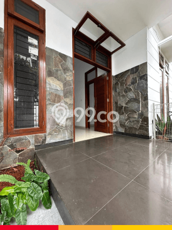 Ready to Use! Luxury House LT 377m2 Desain Modern di Pondok Bambu Ready to Use! Luxury House LT 377m2 Desain Modern di Pondok Bambu