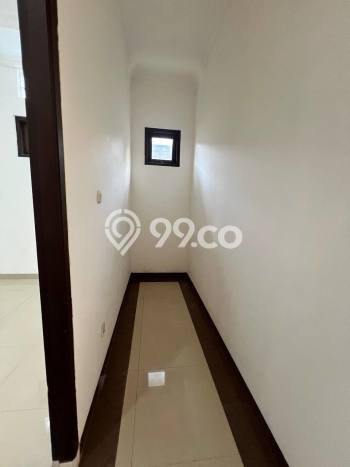 Rumah Strategis Modern Lb 300m2 di Pondokmelati, Bekasi Rumah Strategis Modern Lb 300m2 di Pondokmelati, Bekasi