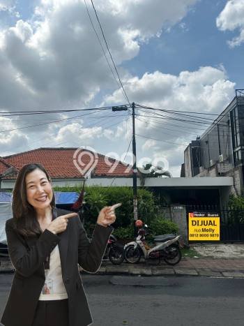 Rumah Elit LB 210m2 Siap Pakai Desain Elegan di Buaran, Jakarta Timur Rumah Elit LB 210m2 Siap Pakai Desain Elegan di Buaran, Jakarta Timur