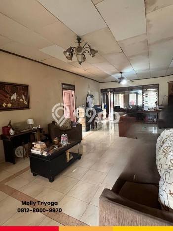 Hunian Mewah LB 200m2 Siap Pakai Desain Elegan di Klender, Jakarta Timur Hunian Mewah LB 200m2 Siap Pakai Desain Elegan di Klender, Jakarta Timur