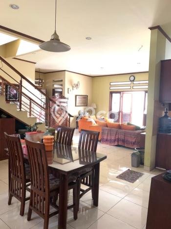 Rumah Elit Modern Siap Huni di Pondok Kelapa Jakarta Timur Rumah Elit Modern Siap Huni di Pondok Kelapa Jakarta Timur