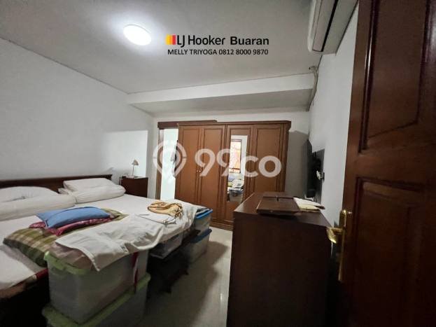 Rumah Elit Modern Tanpa Renovasi di Pondok Kelapa Jakarta Timur Rumah Elit Modern Tanpa Renovasi di Pondok Kelapa Jakarta Timur