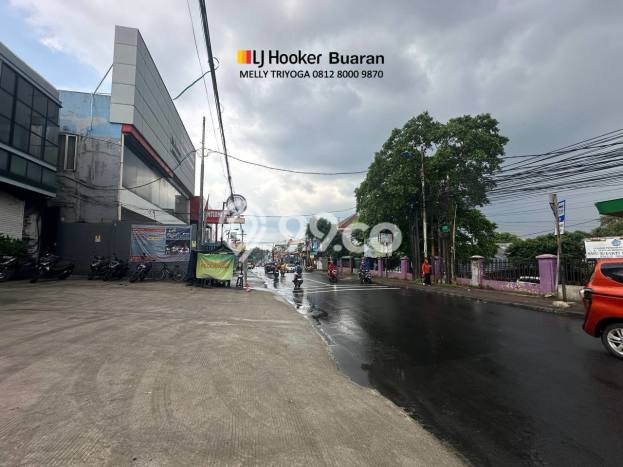 Rumah Elit Modern Tanpa Renovasi di Buaran Jakarta Timur Rumah Elit Modern Tanpa Renovasi di Buaran Jakarta Timur