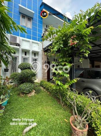 Rumah Luxury Modern Tanpa Renovasi di Jatiwaringin Jakarta Timur Rumah Luxury Modern Tanpa Renovasi di Jatiwaringin Jakarta Timur