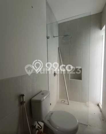 Rumah Modern 2 Kamar Terawat di , Dekat Tempat Strategis, Surabaya Rumah Modern 2 Kamar Terawat di , Dekat Tempat Strategis, Surabaya