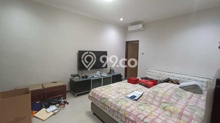 Rumah Elit Modern Siap Huni di Graha Surabaya Rumah Elit Modern Siap Huni di Graha Surabaya