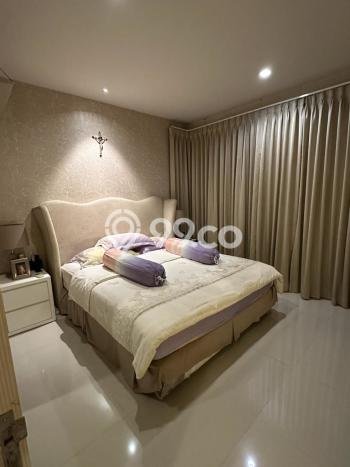 For Sale Rumah 4 Kamar Lokasi Ideal Bagus dan Strategis di Sambikerep For Sale Rumah 4 Kamar Lokasi Ideal Bagus dan Strategis di Sambikerep