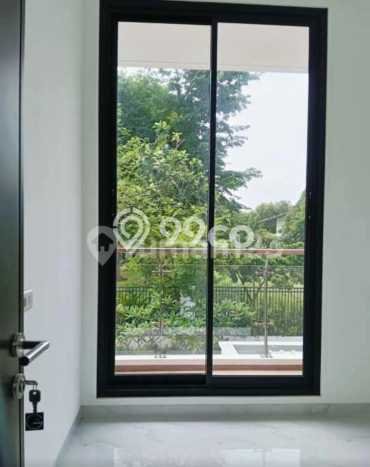 Ready to Use! Luxury House LT 179m2 Desain Modern di Citraland Ready to Use! Luxury House LT 179m2 Desain Modern di Citraland