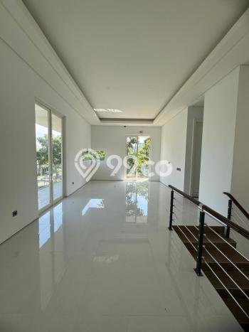 Dijual Rumah Premium dengan Fasilitas Sekitar Komplit di Wiyung, Surabaya Dijual Rumah Premium dengan Fasilitas Sekitar Komplit di Wiyung, Surabaya