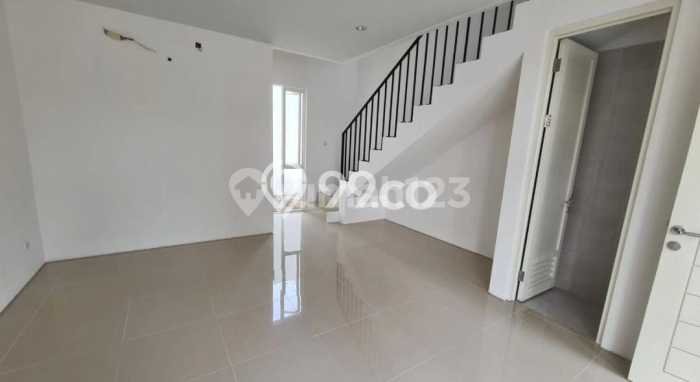Jual Rumah Strategis Bagus Punya 3 KT di Wiyung Surabaya - Jual Rumah Strategis Bagus Punya 3 KT di Wiyung Surabaya -