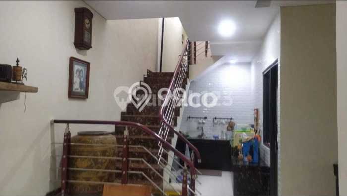 Siap Huni Rumah Mewah 4 Kamar di Wiyung Dekat ke Mana Pun Siap Huni Rumah Mewah 4 Kamar di Wiyung Dekat ke Mana Pun