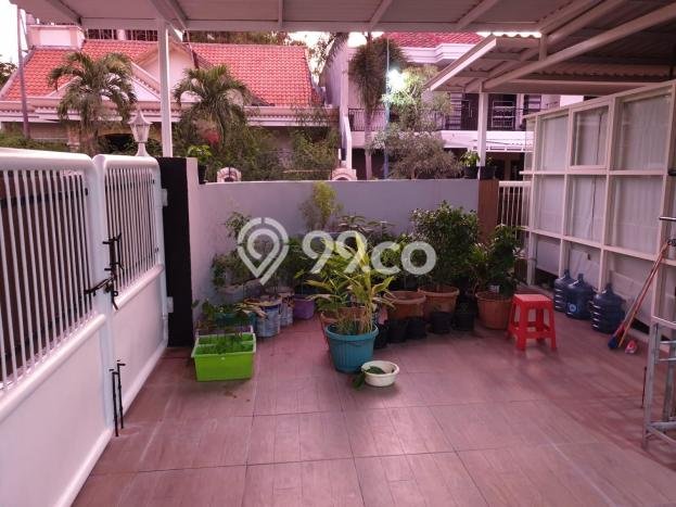 Hunian Mewah LB 200m2 Siap Pakai Desain Elegan di Citraland, Surabaya Hunian Mewah LB 200m2 Siap Pakai Desain Elegan di Citraland, Surabaya