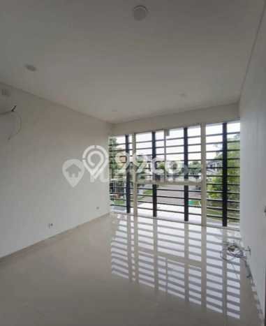 Rumah Akses Mudah di , Surabaya, Luas 120m2m² Bangunan 133m2m² Rumah Akses Mudah di , Surabaya, Luas 120m2m² Bangunan 133m2m²