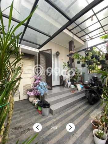 PENAWARAN TERBAIK! Rumah Strategis di Pakuwon Indah, LT 91m2m² Bangunan 150m2m² PENAWARAN TERBAIK! Rumah Strategis di Pakuwon Indah, LT 91m2m² Bangunan 150m2m²
