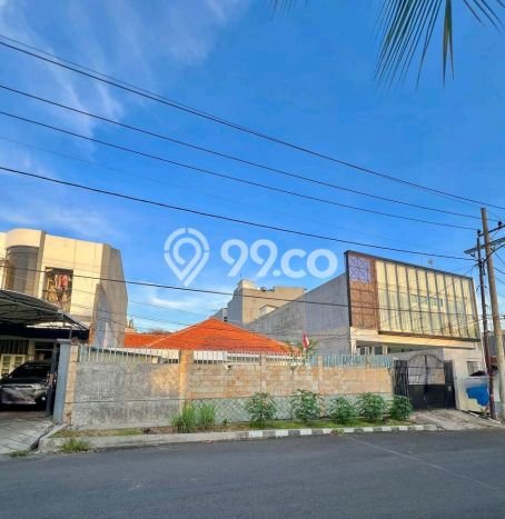 Rumah Elit LB 300m2 Siap Huni Desain Elegan di Kupang, Surabaya Rumah Elit LB 300m2 Siap Huni Desain Elegan di Kupang, Surabaya