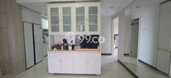 Apartemen Favorit Nyaman Dijual di Surabaya dengan 3 Kamar Tidur Apartemen Favorit Nyaman Dijual di Surabaya dengan 3 Kamar Tidur